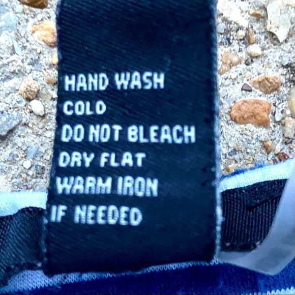 Rain Striped Nautical Hamptons Gold Embroidered Blue & White Tank Top Size M - Picture 7 of 7